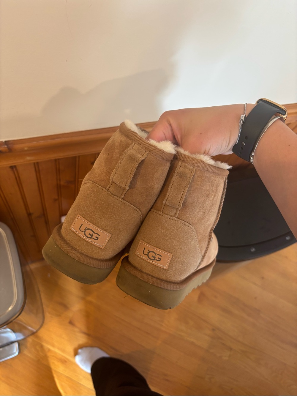 Ugg Classic Chestnut Suede Shearling Short Boots - Picture 5 of 8